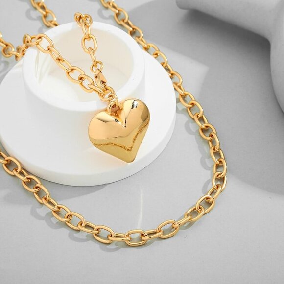 Heart Necklaces for Women, Gold Heart Pendant Necklace Chunky Gold Chain for Gif - Picture 6 of 7